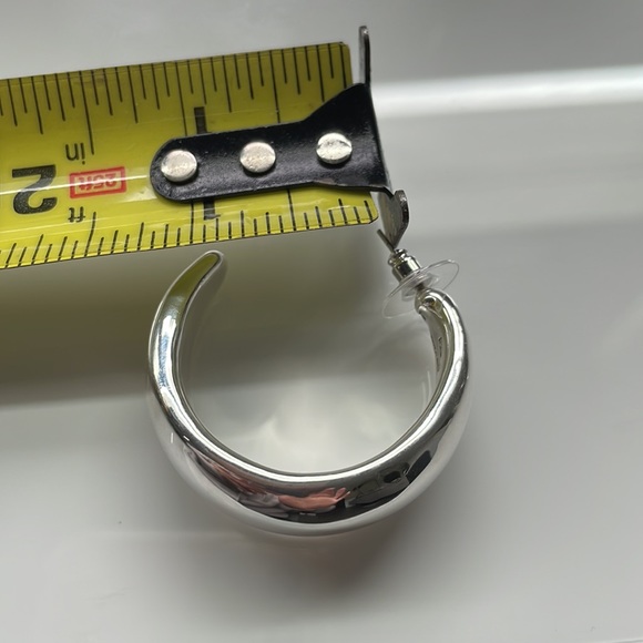 Silver statement earrings - Picture 3 of 5